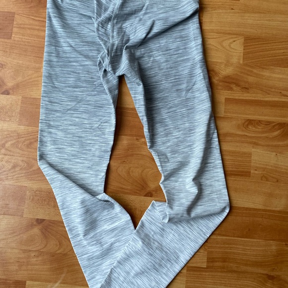 Gradient Lululemon Wunder Under - Picture 3 of 4